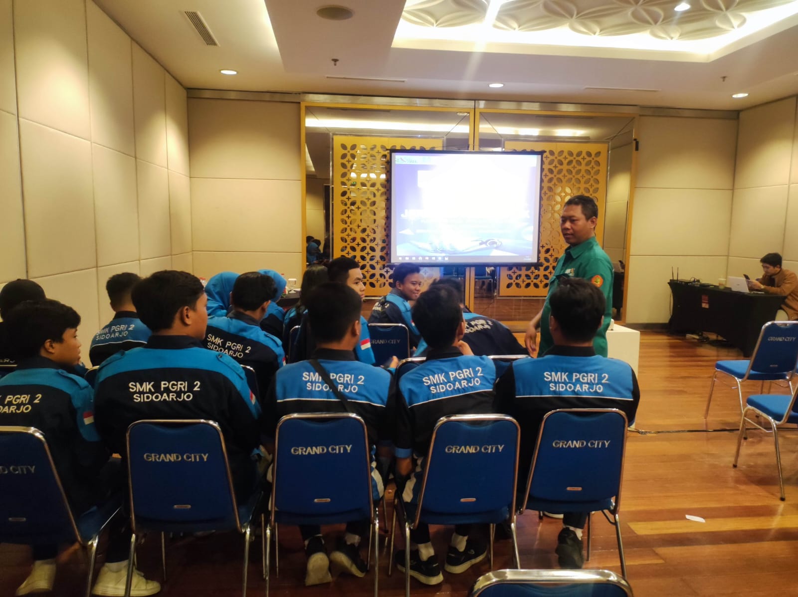 Survey dan instalasi jaringan
